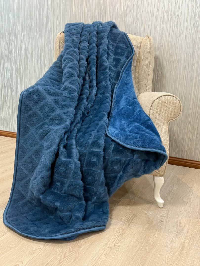 خرید عمده پتو لاوین مرجع فروش پتو های بافتنی با قیمت رقابتی